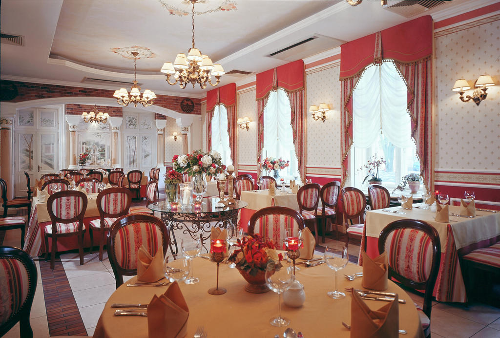 Hotel Aleksander ววอตซวาเวก ภายนอก รูปภาพ